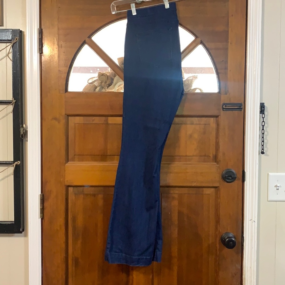 Cello size 2X Flare Pull On Jeans